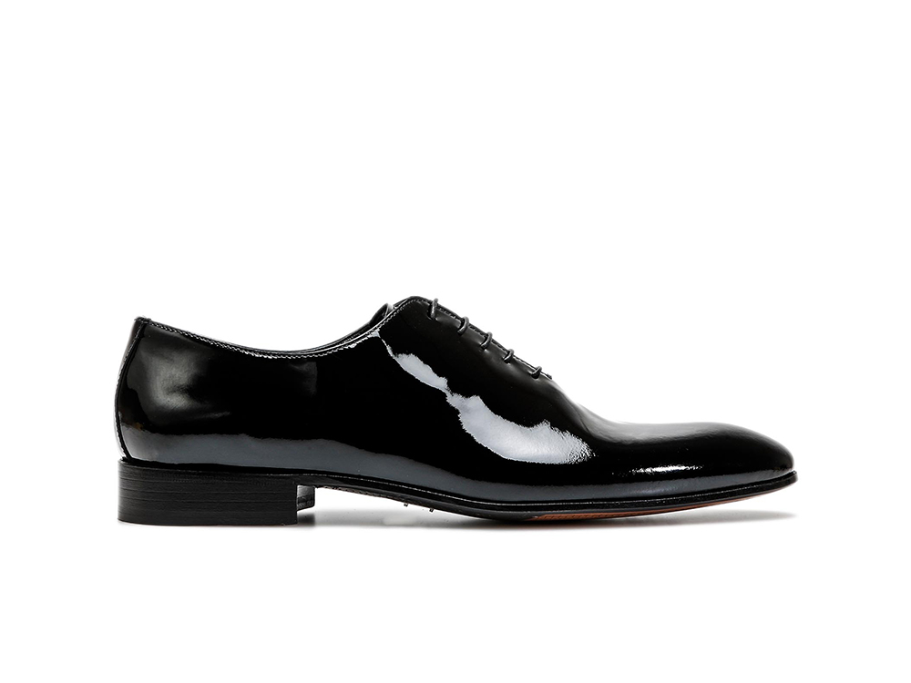 black oxford leather shoes